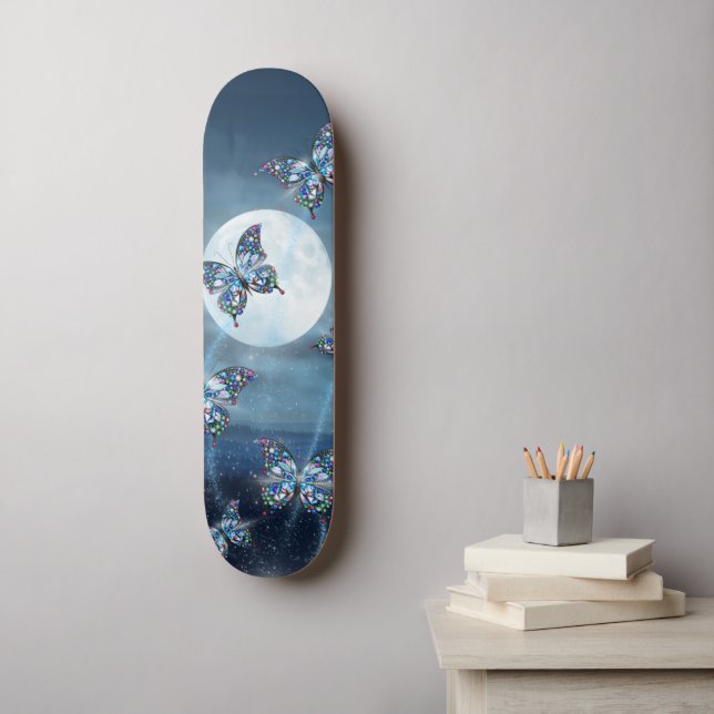 Moonlit Flutter Skateboard (Wandkunst)