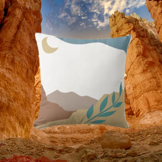 Moonlit Mountain Dream Kissen (Von Creator hochgeladen)