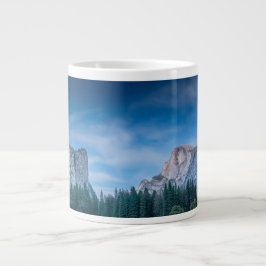 Moonlit Panoramablick auf das Yosemite-Tal Jumbo-Tasse