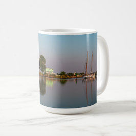 Moonrise auf Dogwood Harbour 11 oz oder 15 oz Tass Kaffeetasse