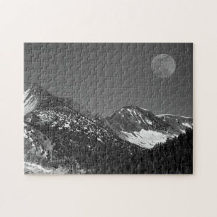 Moonrise, Sierra Nevada, Glacier Point Vista Puzzle
