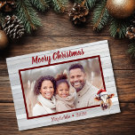 Moory Christmas Cow Foto<br><div class="desc">Mit dieser Weihnachtskarte, die eine zauberhafte Jerseykuh in einer Weihnachtsmannmütze beherbergt, verbringen Sie einen Farm-Frische-Feiertag. Diese Familienkarte ist ideal für alle, die während der Ferien Lieben, Tiere auf dem Bauernhof und ein bisschen Spaß haben. Die Vorderseite der Karte zeigt eine festliche Kuh mit dem spielerischen Gruß "Moory Christmas", während der...</div>