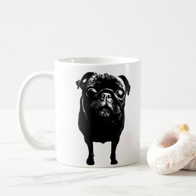 Mops auf einer Tasse (Mit Donut)