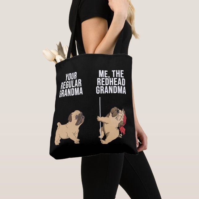 Mops deine regelmäßige Oma mir das rote Oma (Von Nahem)