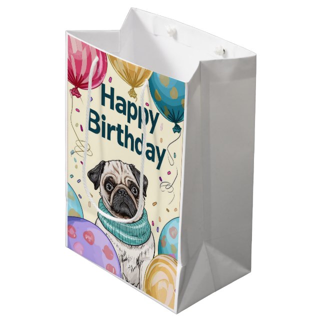Mops Happy Birthday Mittlere Geschenktüte (Vorderseite Schrägansicht)