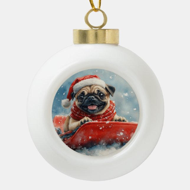 Mops Hund in Sledge Lass es Schnee Weihnachten Keramik Kugel-Ornament (Vorderseite)