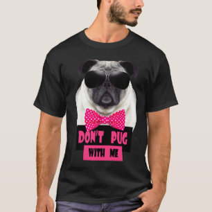 Mops mit Sonnenbrille und Fliege Classic 446 T-Shirt