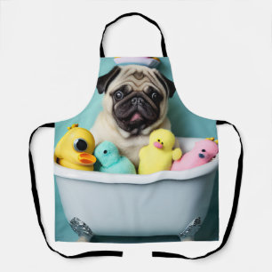 Mops-Paradies: Eine Schönheit beim Baden in der Wa Schürze