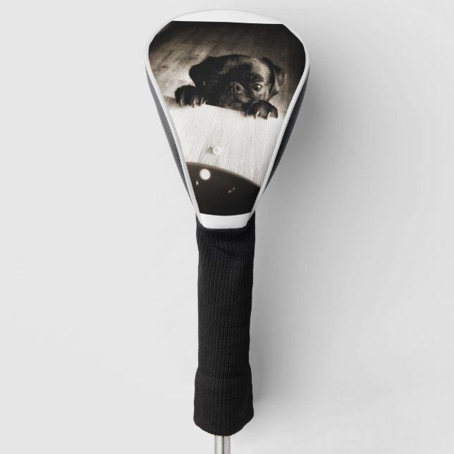 Mops pinkeln in bw golf headcover (Vorderseite)