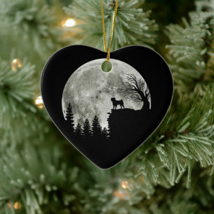 Mops steht auf Berg Mondlicht Halloween Keramik Ornament