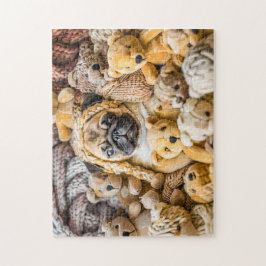 Mops umgeben von satten Teddybären Puzzle