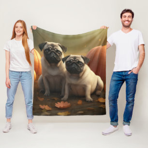 Mops Welpe Herbstfreude Kürbis Fleecedecke