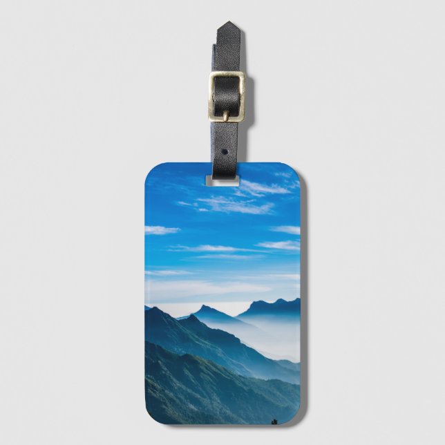 Morgen Berge Nebel Landschaft Gepäckanhänger (Vorderseite Vertikal)