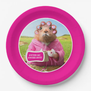 Morgen Groundhog mit Frühstücks-Krapfen und Kaffee Pappteller