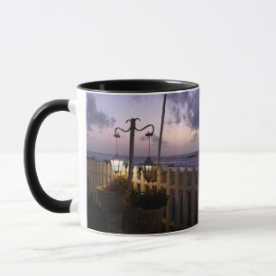 Morgendämmerung am Strand Tasse
