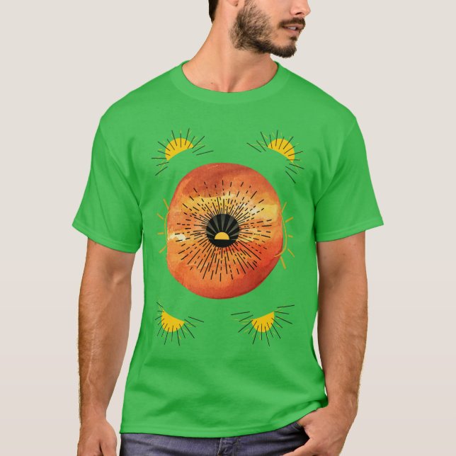 Morgendämmerung: Ein Sonnenaufgang Inspiriert Meis T-Shirt (Vorderseite)