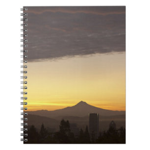 Morgendämmerung über Portland und Mt. Hood, Oregon Notizblock