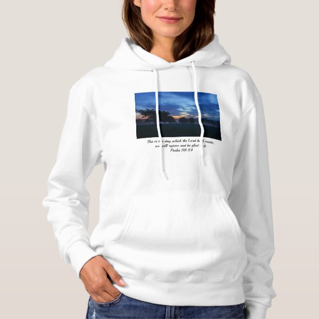 Morgendämmerung und Nebelausbruch Hoodie (Vorderseite)