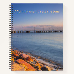 Morgenenergie setzt den Ton Pier Notizbuch