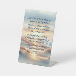 Morgengebet auf einem Schild der Höhle