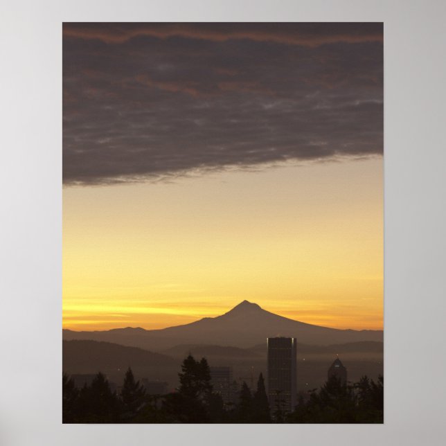 Morgenhimmel über Portland und Mt. Hood, Oregon Poster (Vorne)