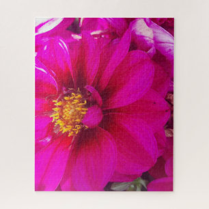 Morgenruhe: Sanfte rosa Daisy mit goldenem Zentrum Puzzle