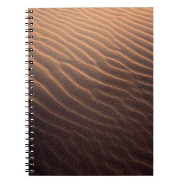 Morgens brauner Sand mit Wasser Notizblock (Vorderseite)