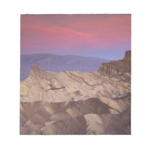 Morgens erstes Licht am Zabriskie Point und 2 Notizblock
