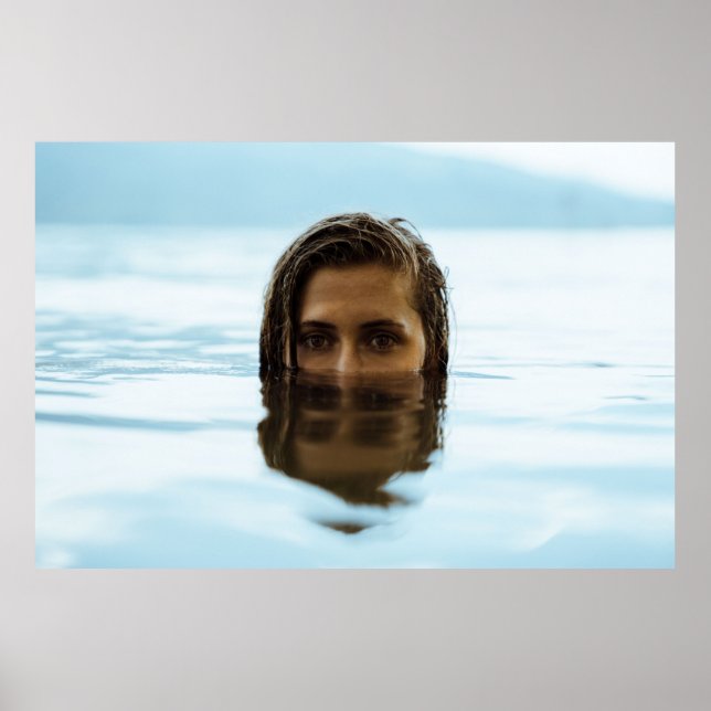 Morgens Frau im Körper Poster (Vorne)