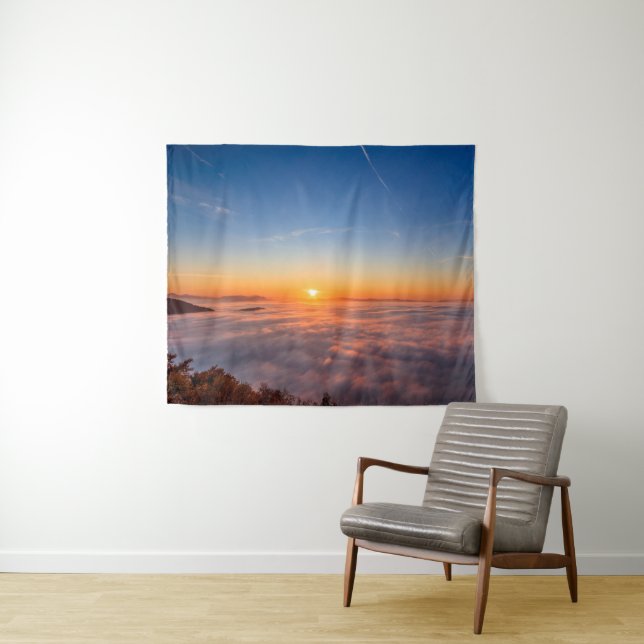 Morgens Höhepunkt über Wolken Wandteppich (Beispiel (Horizontal))
