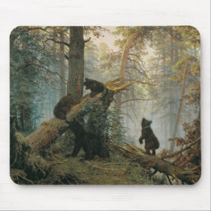 Morgens in einem Kiefernwald Mousepad