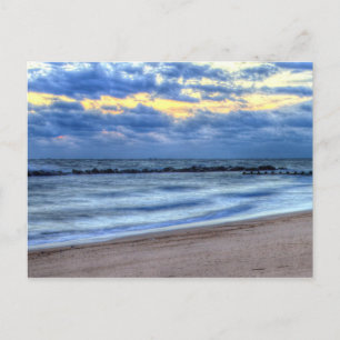 Morgens Wolken am Strand Postkarte