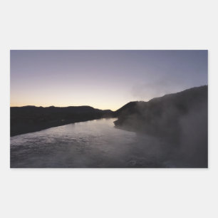 Morning Fog am Jackson River bei Grand Teton Rechteckiger Aufkleber