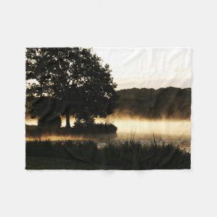Morning Lake Scene fbcn Fleecedecke