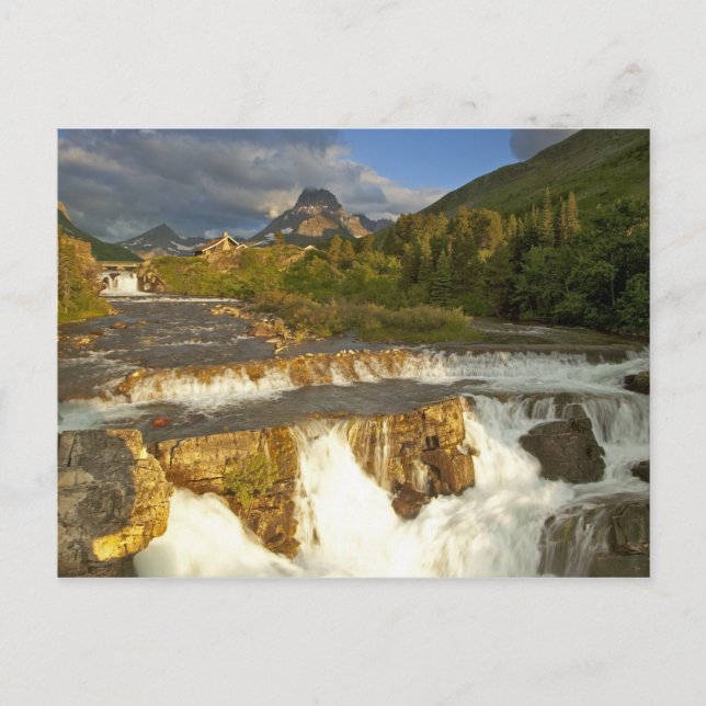 Morning light grüßt die Swiftcurrent Falls im Postkarte (Vorderseite)
