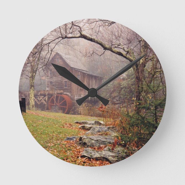 Morning Mist Runde Wanduhr (Vorderseite)