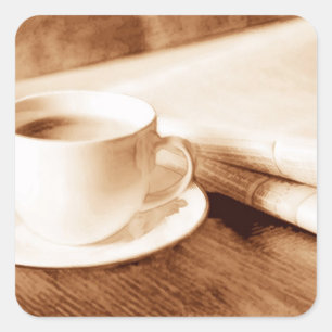 Morning News und Kaffee Sepia Tone Quadratischer Aufkleber