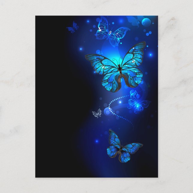 Morpho Butterfly in the Dark Background Einladungspostkarte (Vorderseite)
