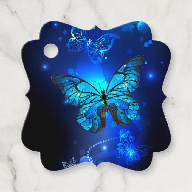 Morpho Butterfly in the Dark Background Geschenkanhänger (Vorderseite)