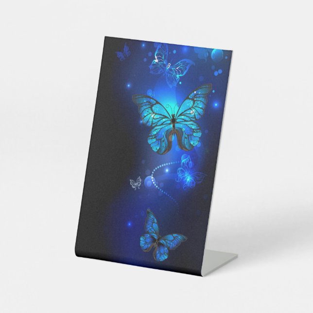 Morpho Butterfly in the Dark Background Sockelschild (Vorderseite)