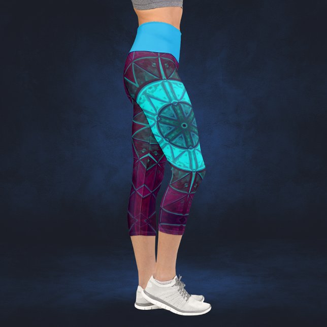 Mosaic Mandala Blume Blau und Lila Capri Leggings (Von Creator hochgeladen)