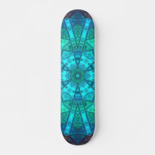Mosaik Kaleidoskop Blume Blau Lila und Rot Skateboard