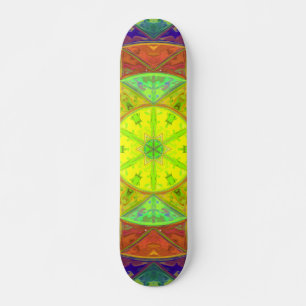Mosaik Kaleidoskop Blume Gelb Grün und Orange Skateboard