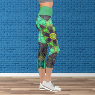 Mosaik Kaleidoskop Blume Grün Aquamarin und Lila L Capri Leggings