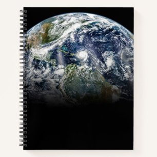 Mosaikbild des Planeten Erde mit 3 Hurrikanen Notizbuch