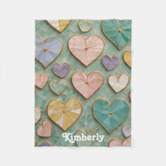 Mosaikische Liebe: Pastel Hearts Fleecedecke