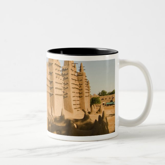 Moschee in Djenne, ein klassisches Beispiel Zweifarbige Tasse (Rechts)