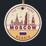 Moskau Russland Skyline Emblem Keramik Ornament<br><div class="desc">Moskaus minimalistisches,  farbenfrohes Kunstdesign mit Denkmälern und Sehenswürdigkeiten der russischen Stadt.</div>