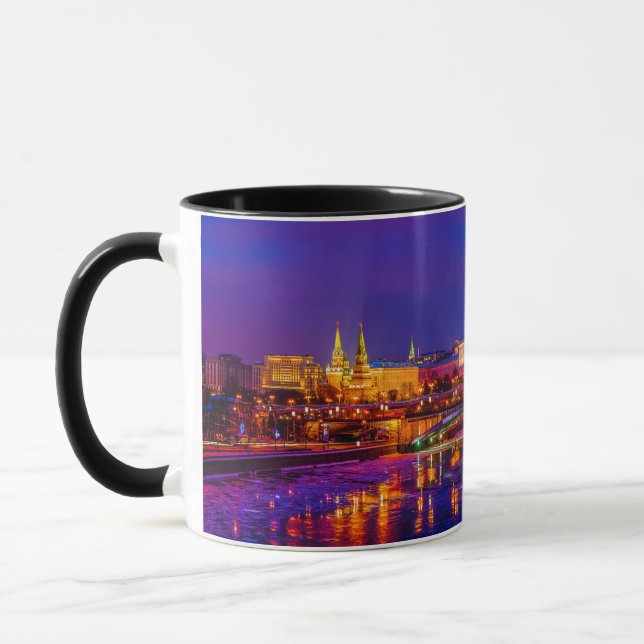 Moskauer Kreml in der Winternacht Tasse (Links)