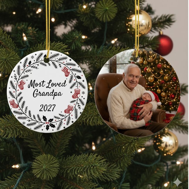 Most Loved Grandpa Christmas Round Keramik Ornament (Most Love Grandpa Christmas Photo Ornament)